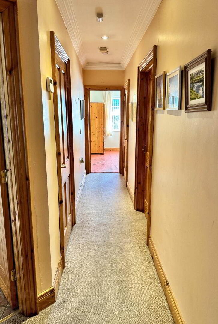 27 Blackthorn Manor 16 of 38