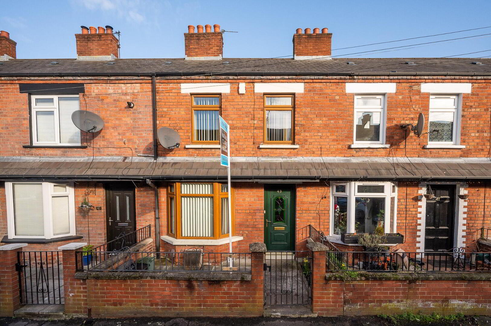 43 Windsor Drive 1 of 16