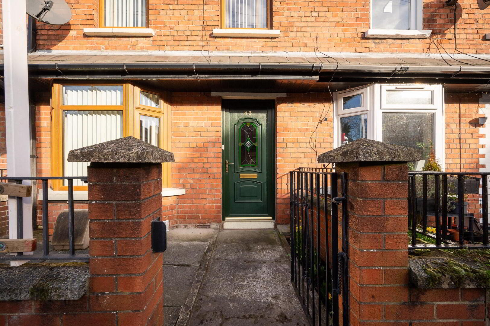 property description image