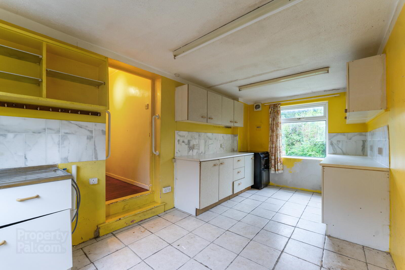 20 Ardmore Road 4 of 21