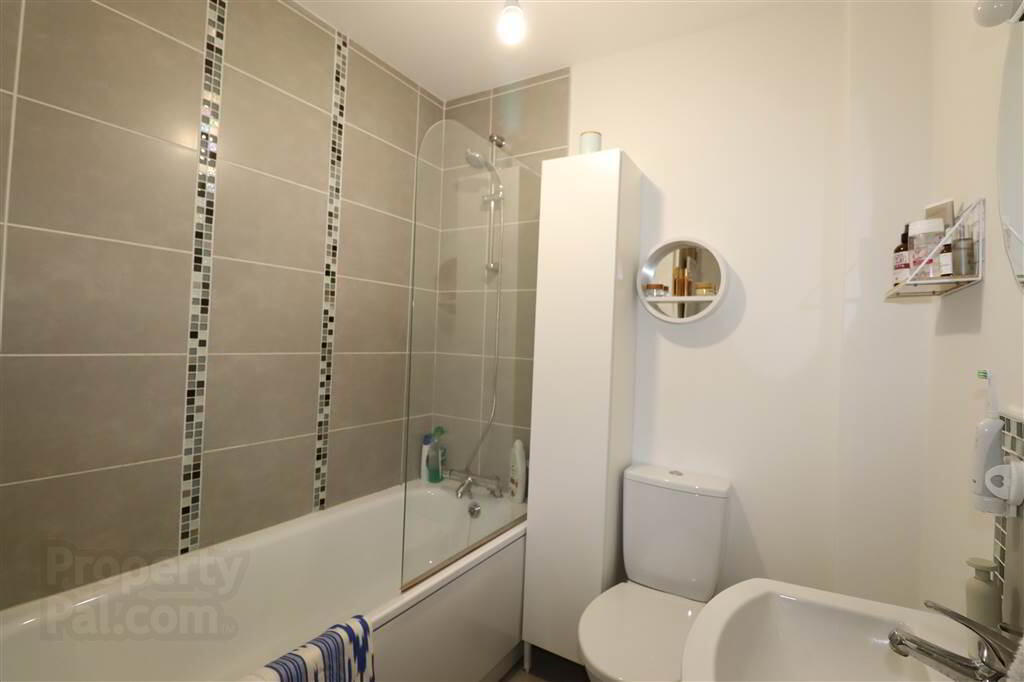 4 Fountain Mews 12 of 14