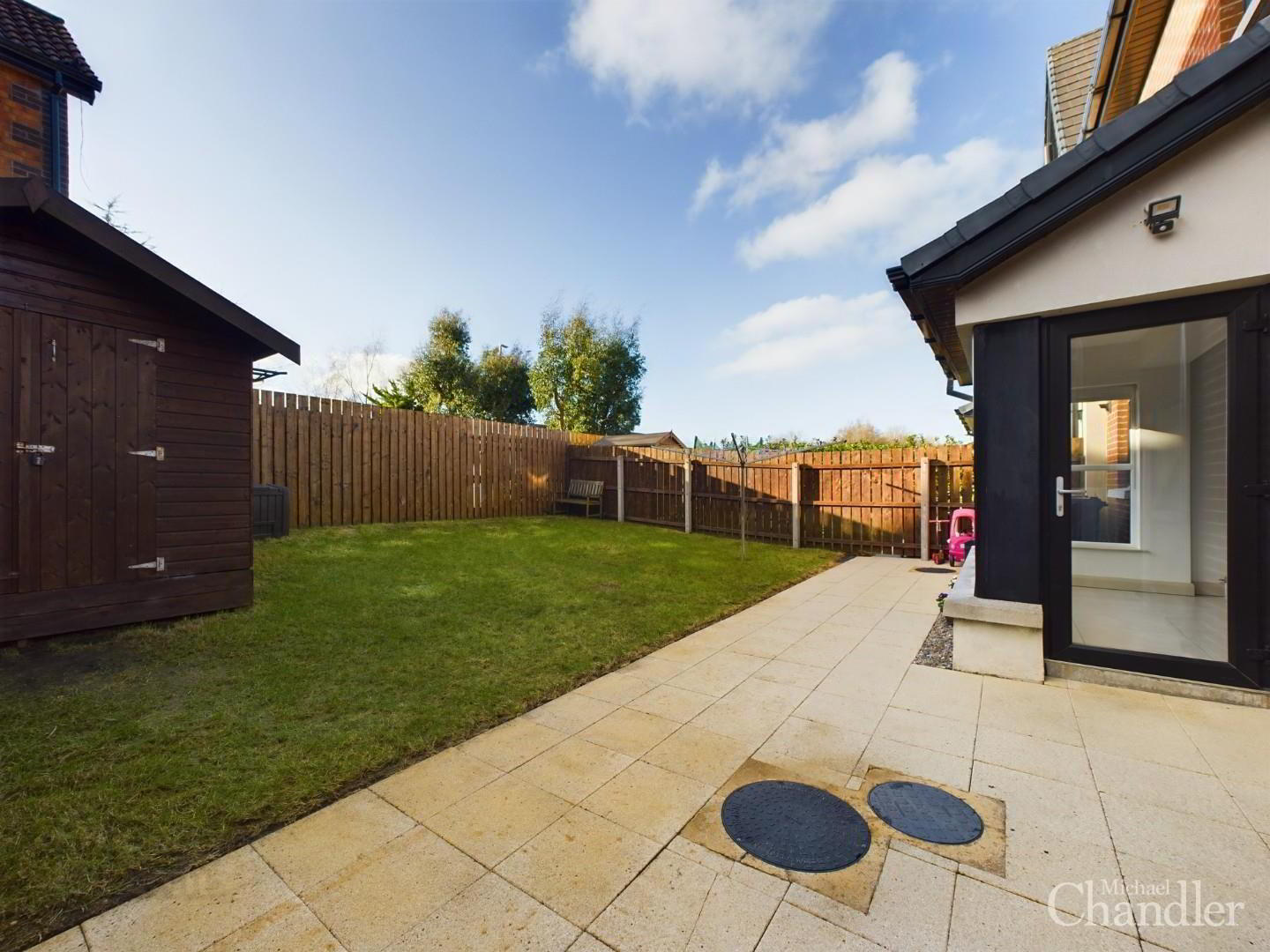 15 Royal Ascot Mews 21 of 24