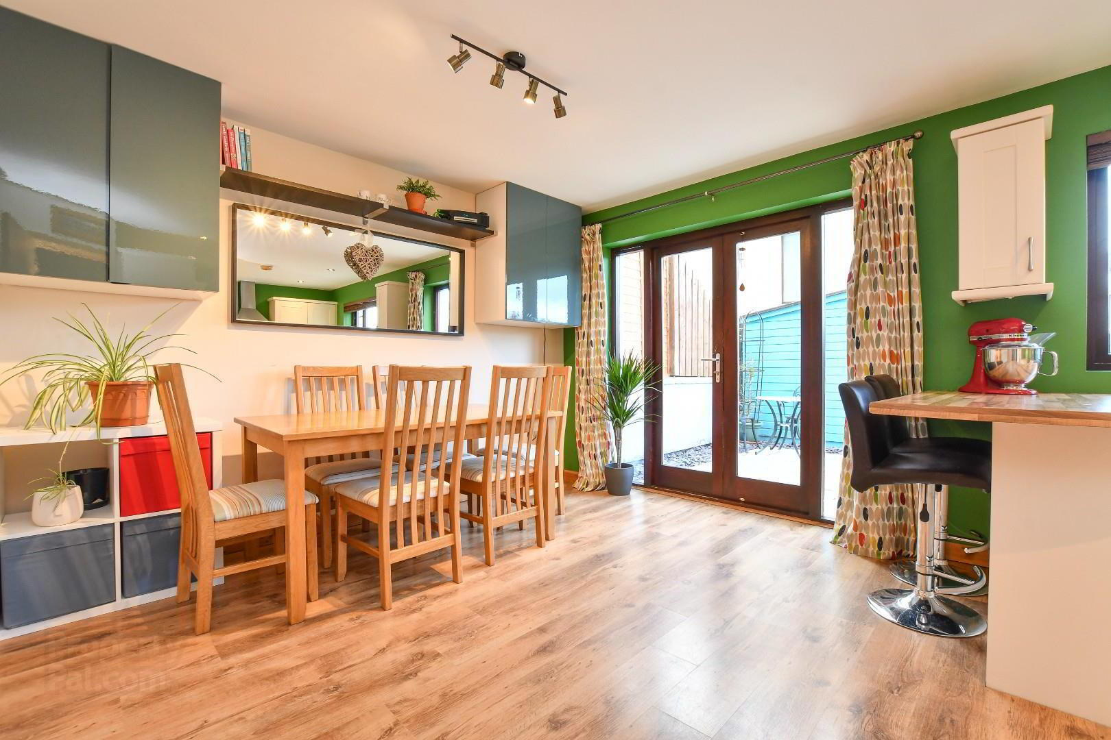 2 Shaftesbury Park 11 of 29