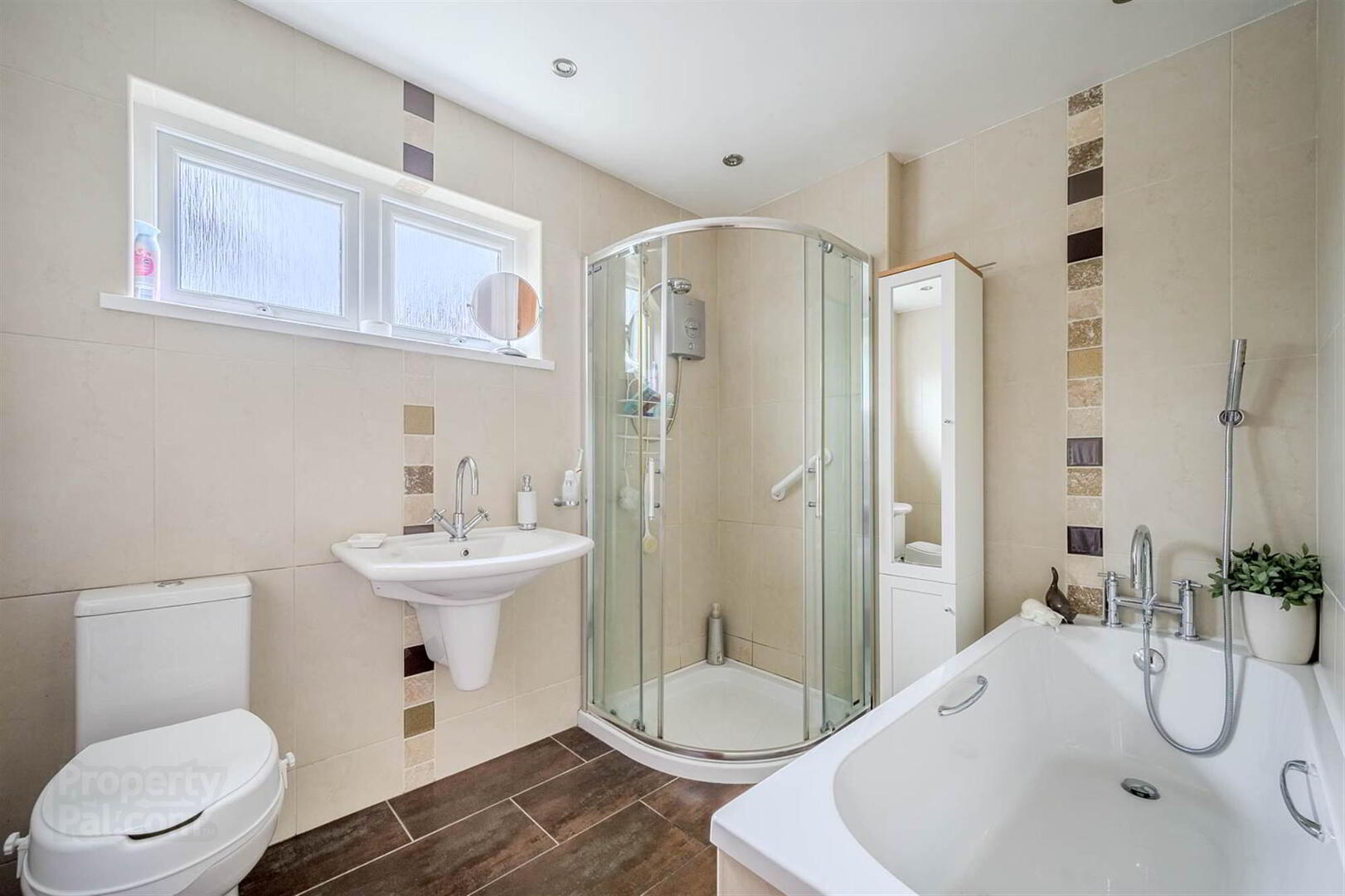 52a Gransha Road 7 of 16