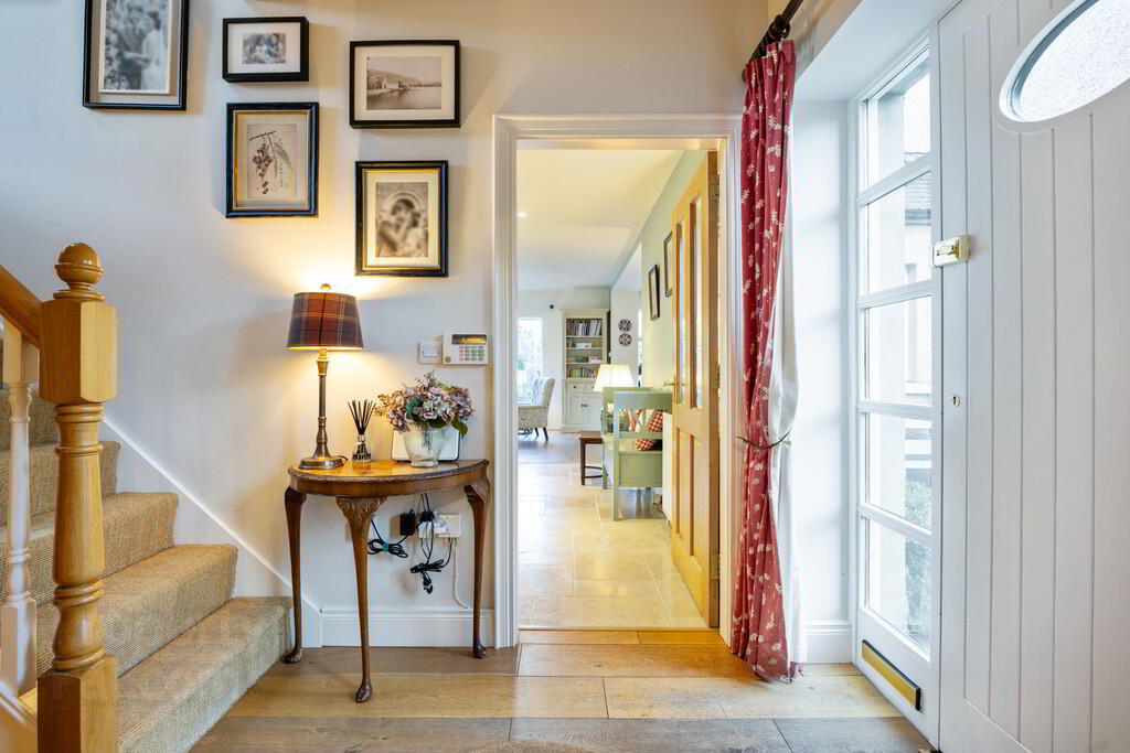 10 Eglantine Demesne Road 4 of 58