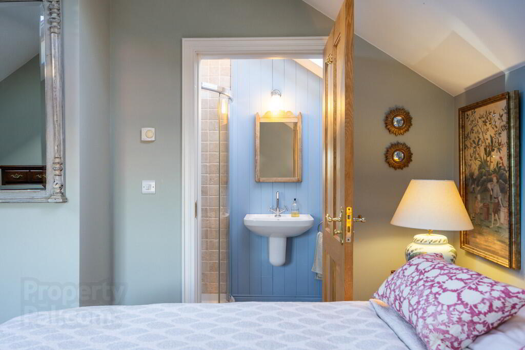 10 Eglantine Demesne Road 37 of 58