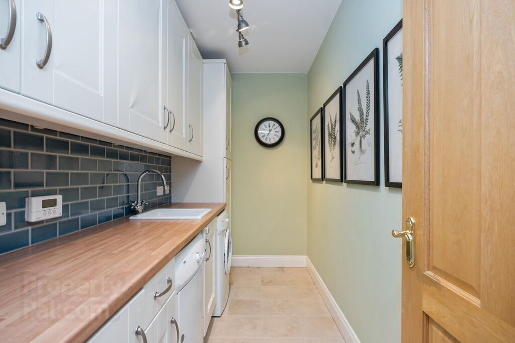 10 Eglantine Demesne Road 30 of 58