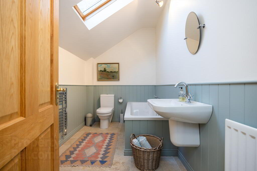 10 Eglantine Demesne Road 42 of 58