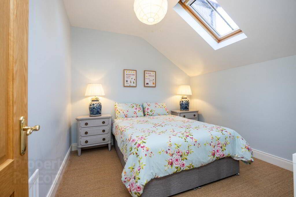 10 Eglantine Demesne Road 40 of 58