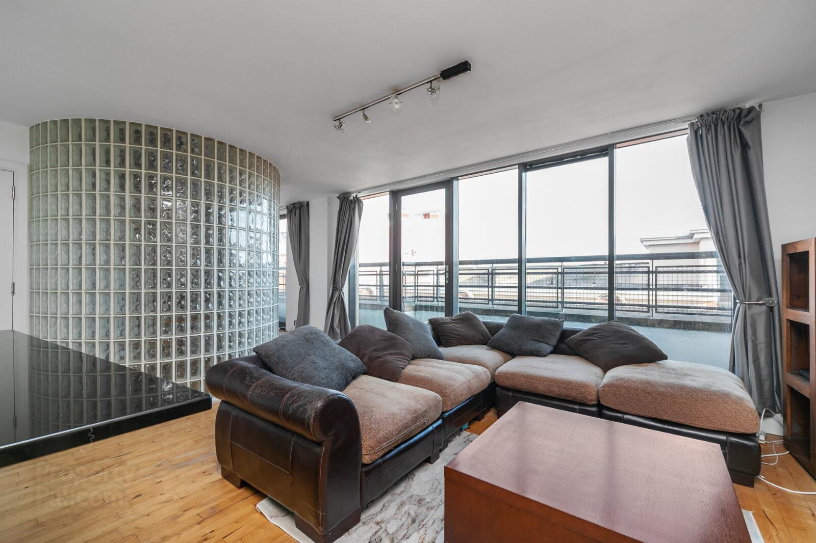 N4 Central Park, 33 Alfred Street 4 of 25