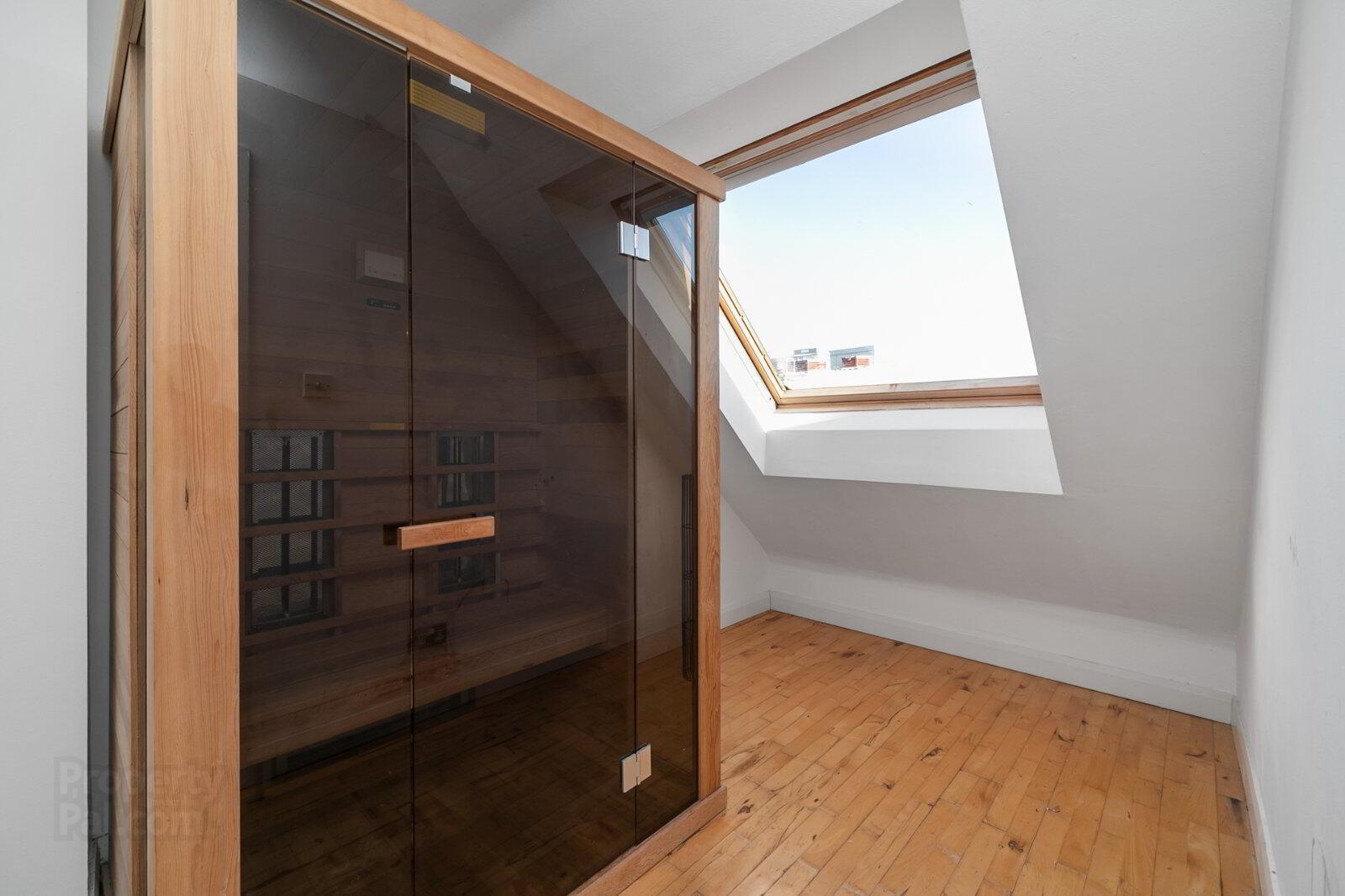 N4 Central Park, 33 Alfred Street 18 of 25