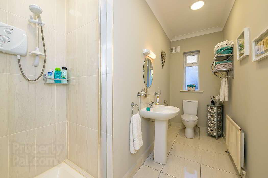 Brookfield House, Waters Lane 19 of 26