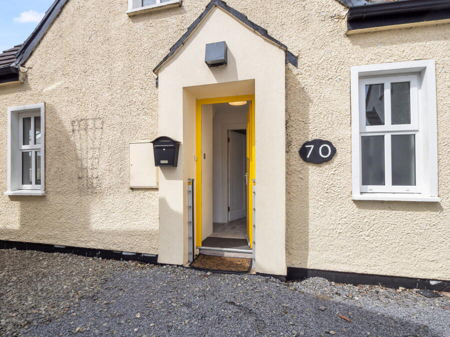 NO, 70 Clifden Glen 11 of 35
