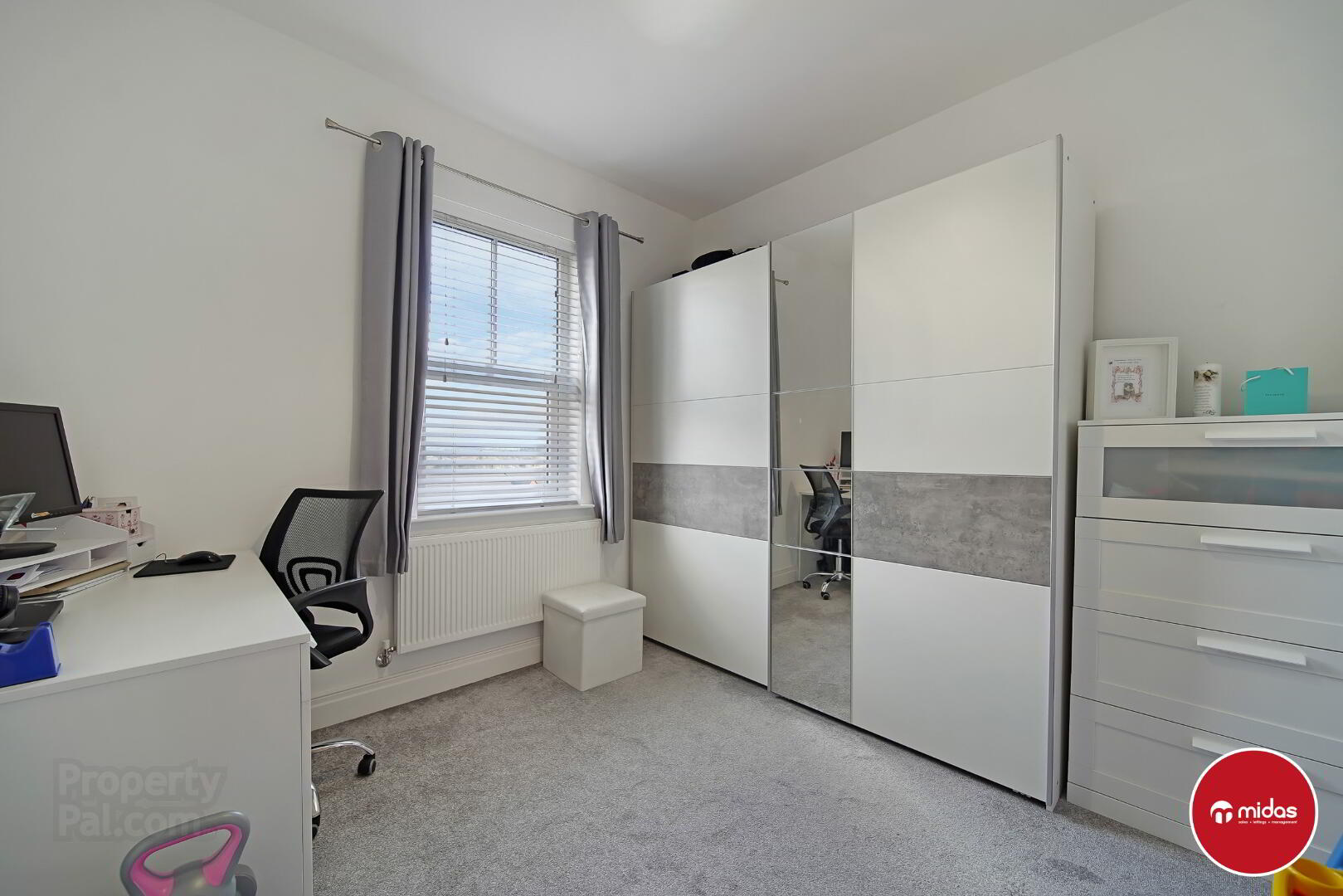 105 Birch Hill 13 of 17