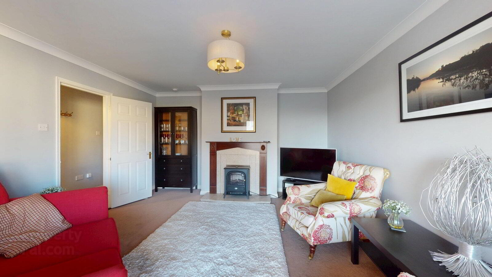 12 Priory Court 5 of 16