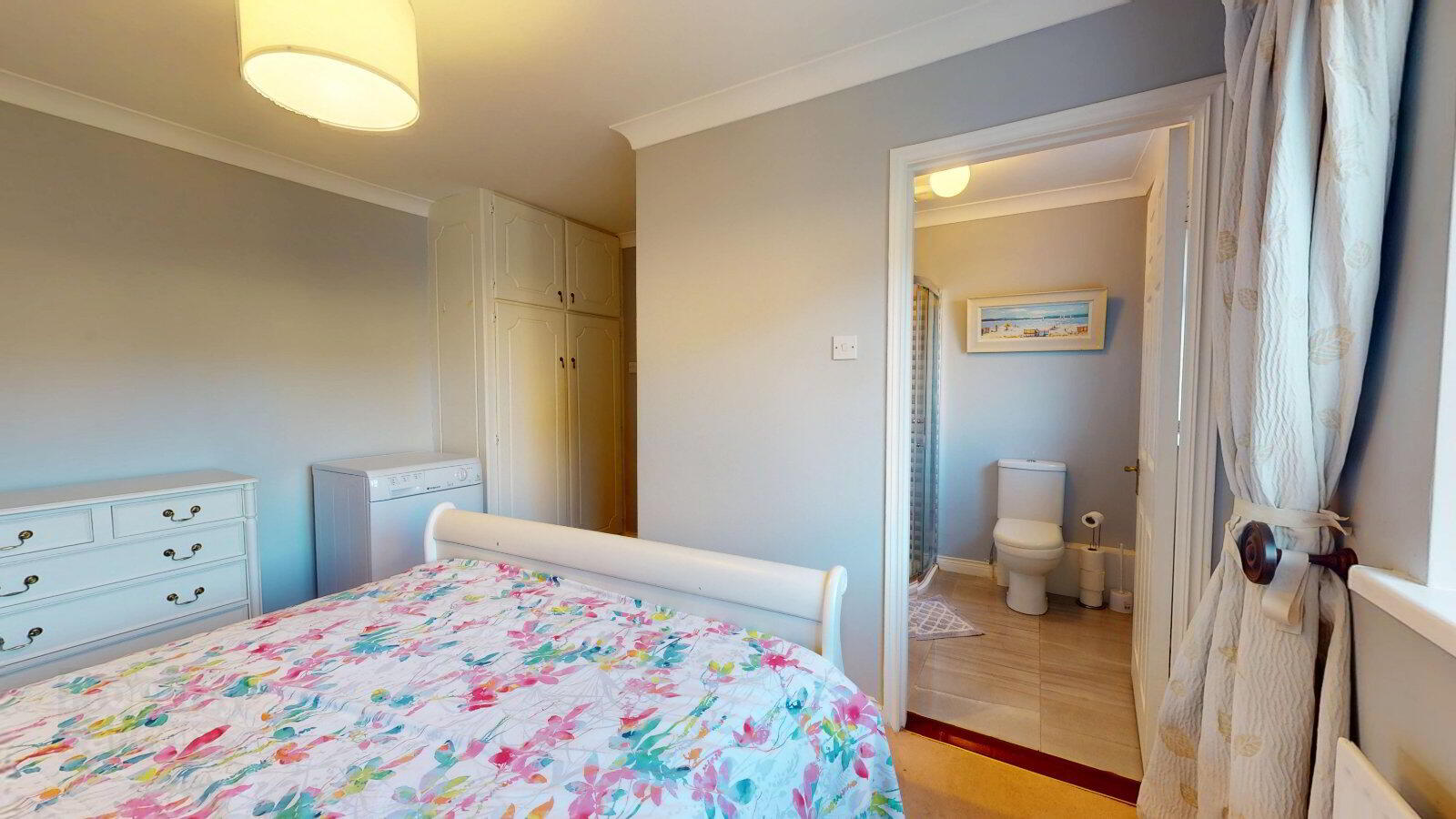 12 Priory Court 8 of 16