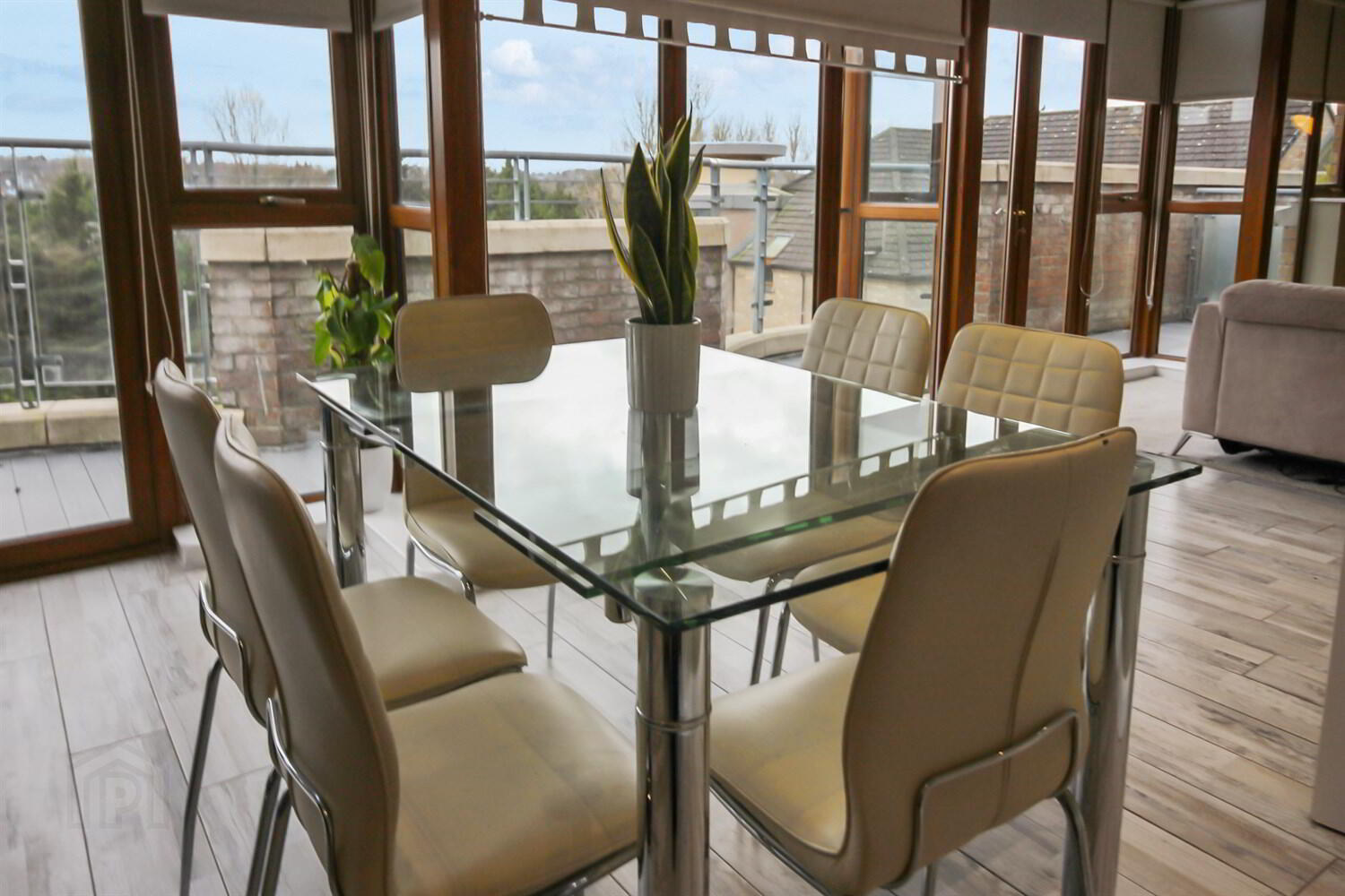 Apt 83 Park Royal, 841c Lisburn Road 5 of 15