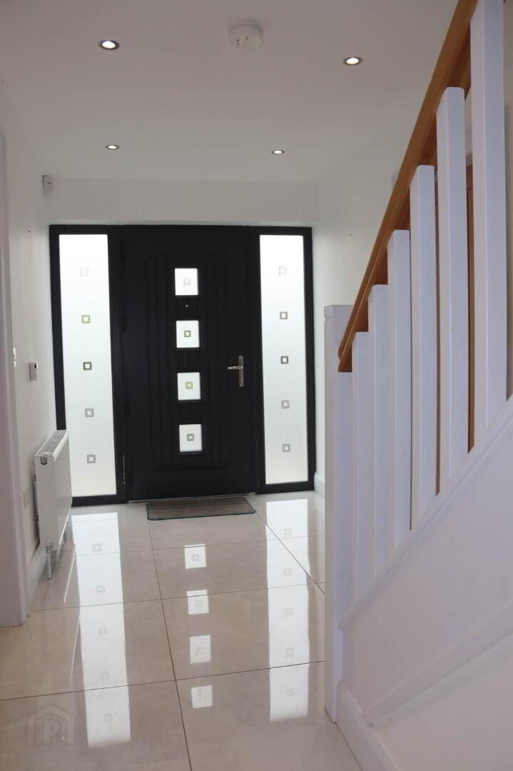 15 Whitehall View 2 of 17