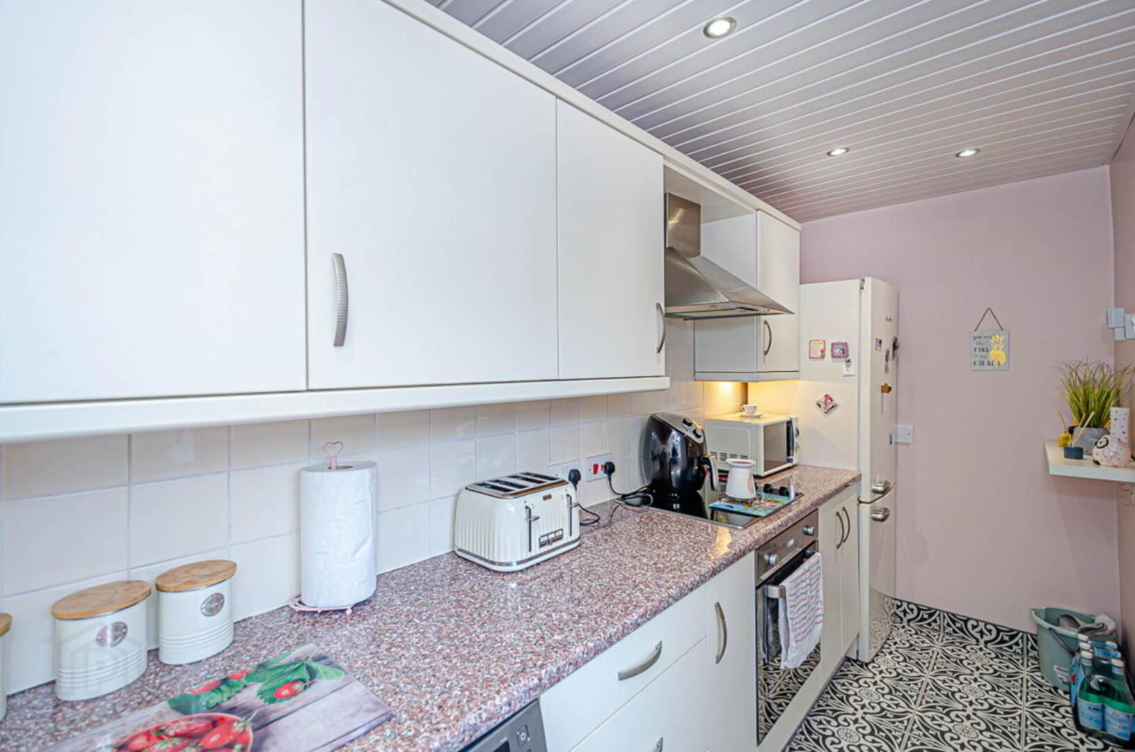 44 Tildarg Street 14 of 28
