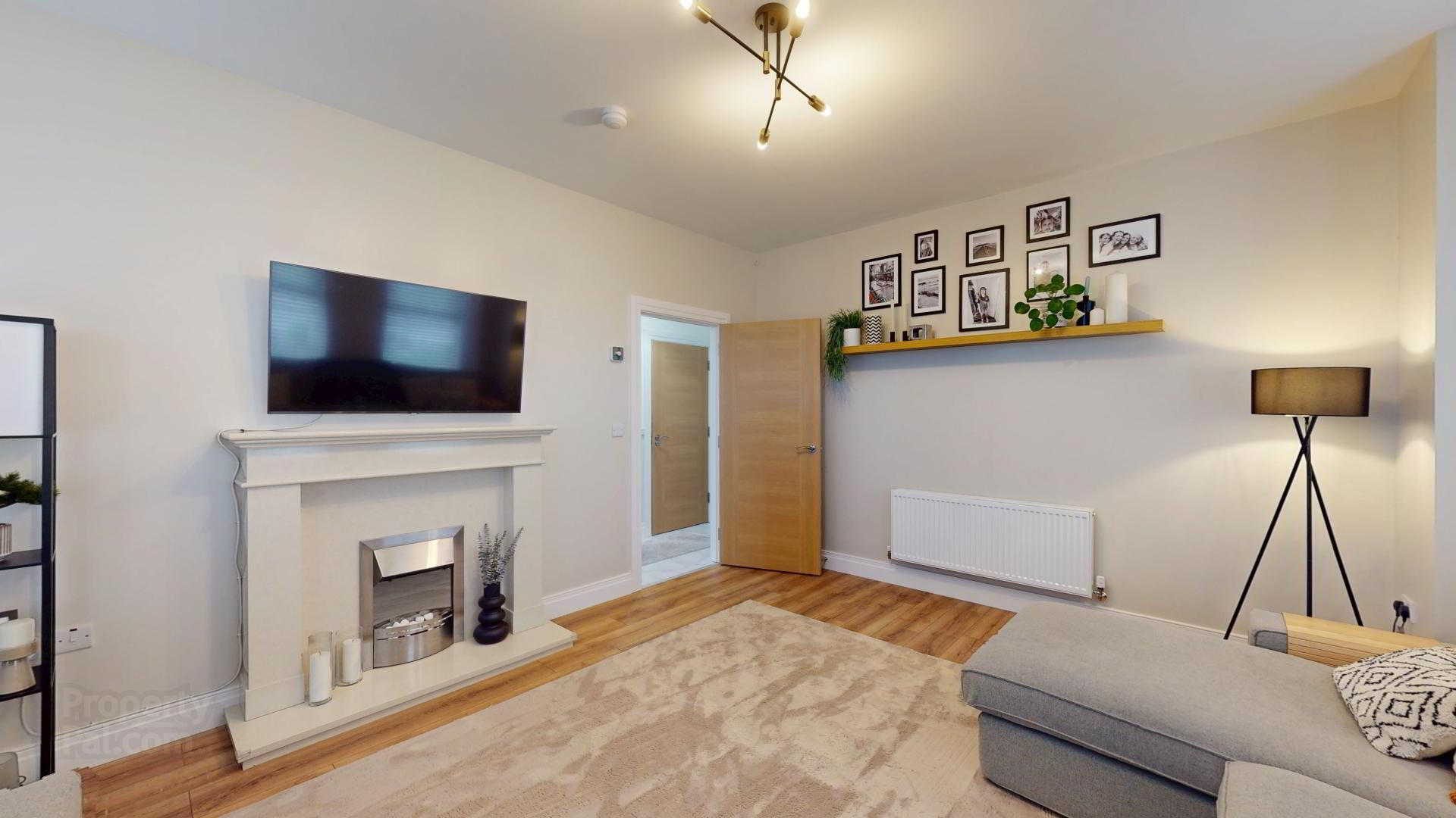 1 Bracken Gardens 5 of 20