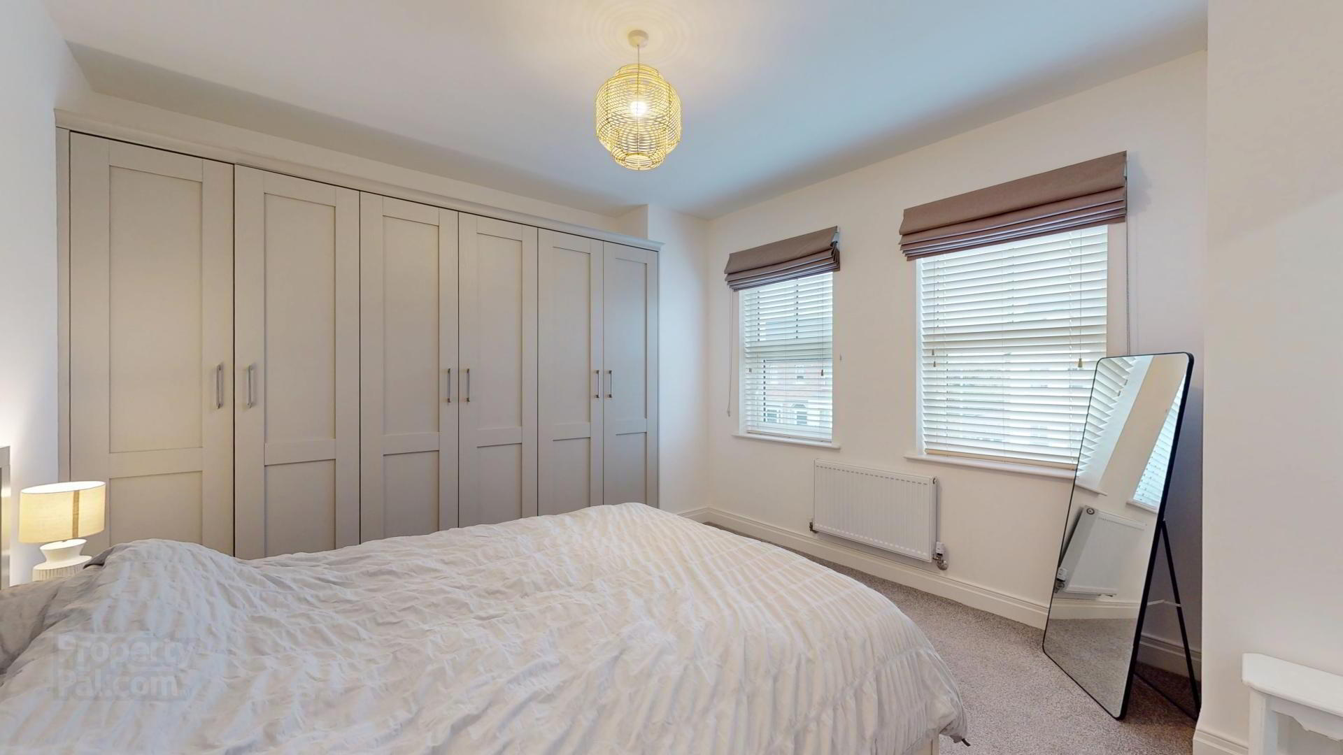 1 Bracken Gardens 13 of 20