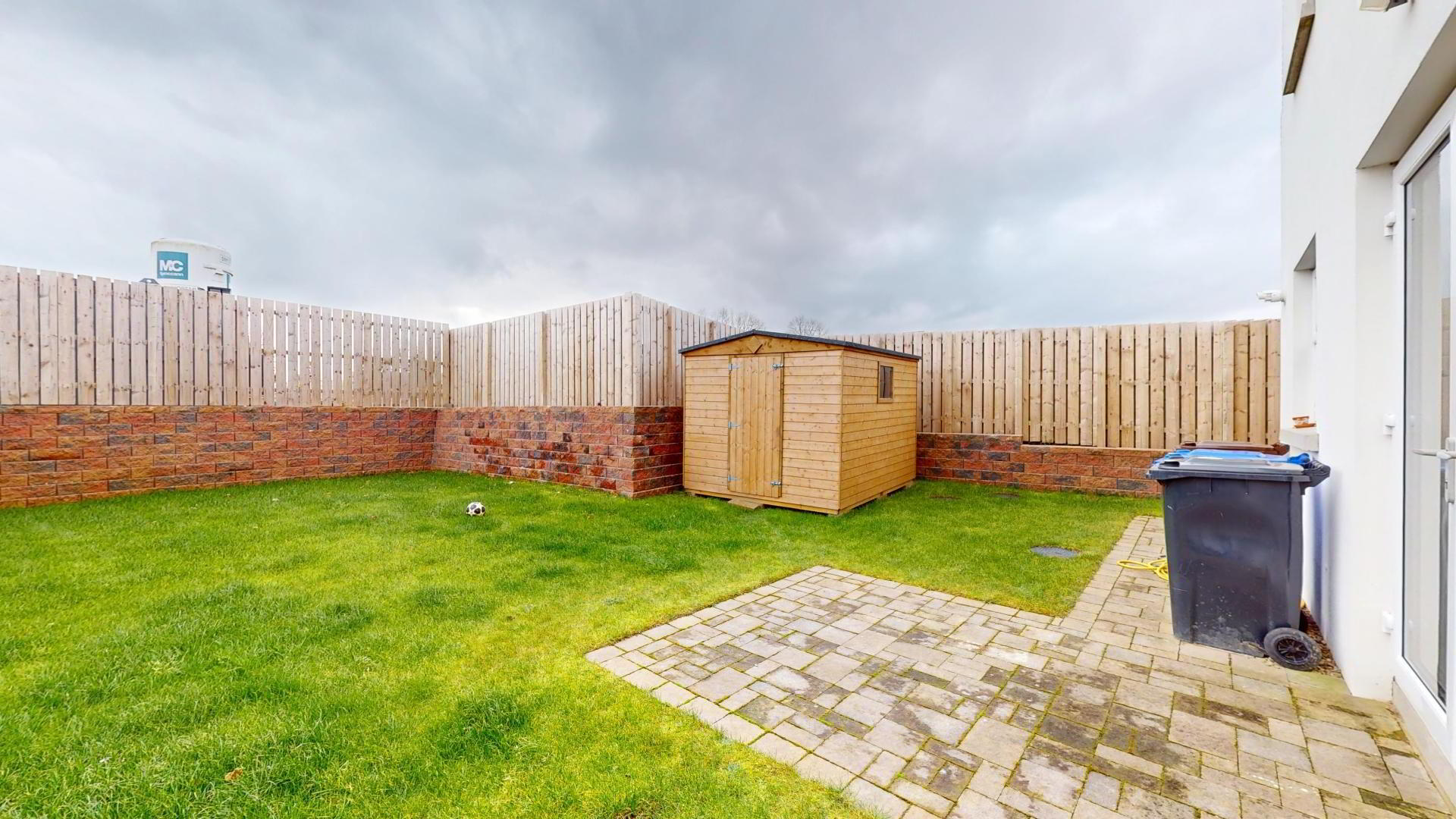 1 Bracken Gardens 19 of 20