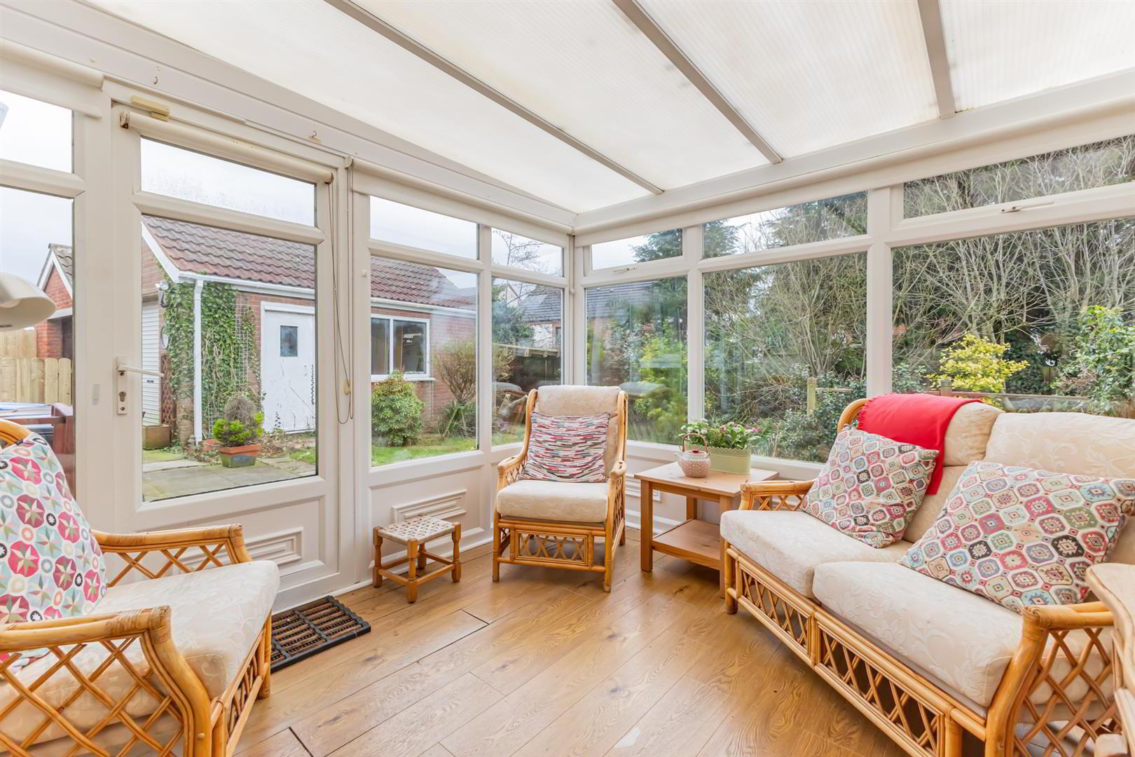 19 Woodford Road 12 of 28