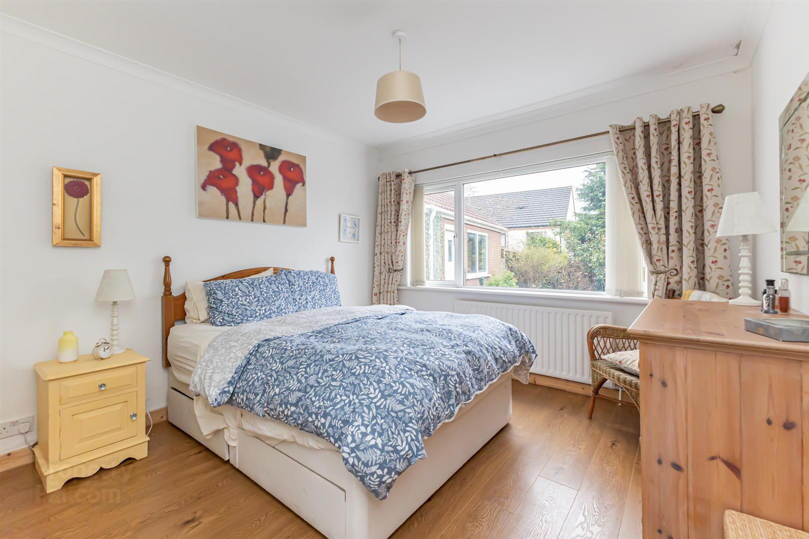 19 Woodford Road 14 of 28