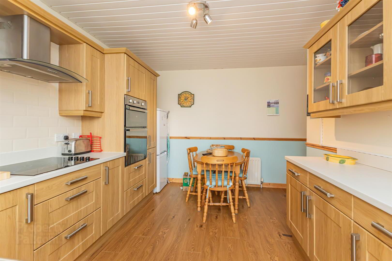 19 Woodford Road 10 of 28