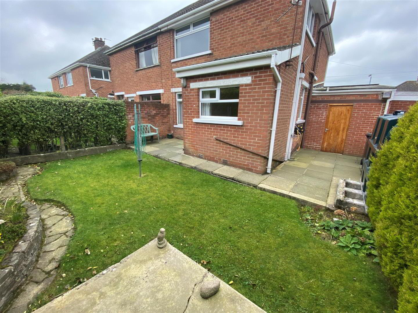 8 Rutherglen Gardens 10 of 10