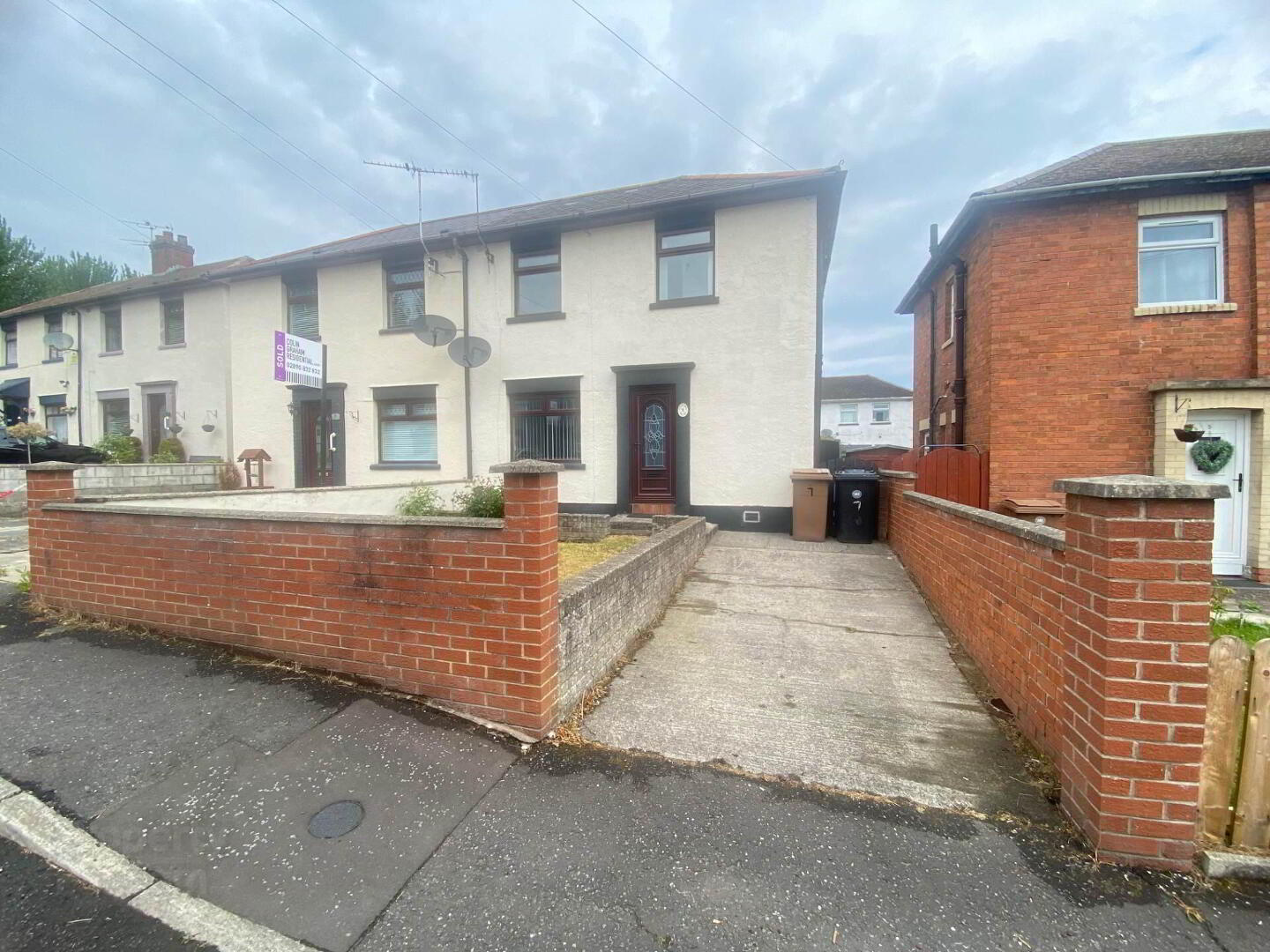 7 Graymount Grove 1 of 12