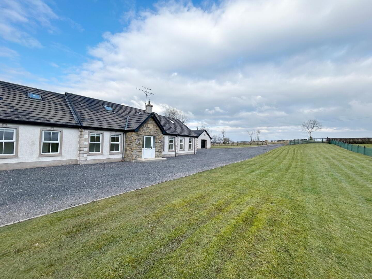 54 Rahony Road 25 of 29