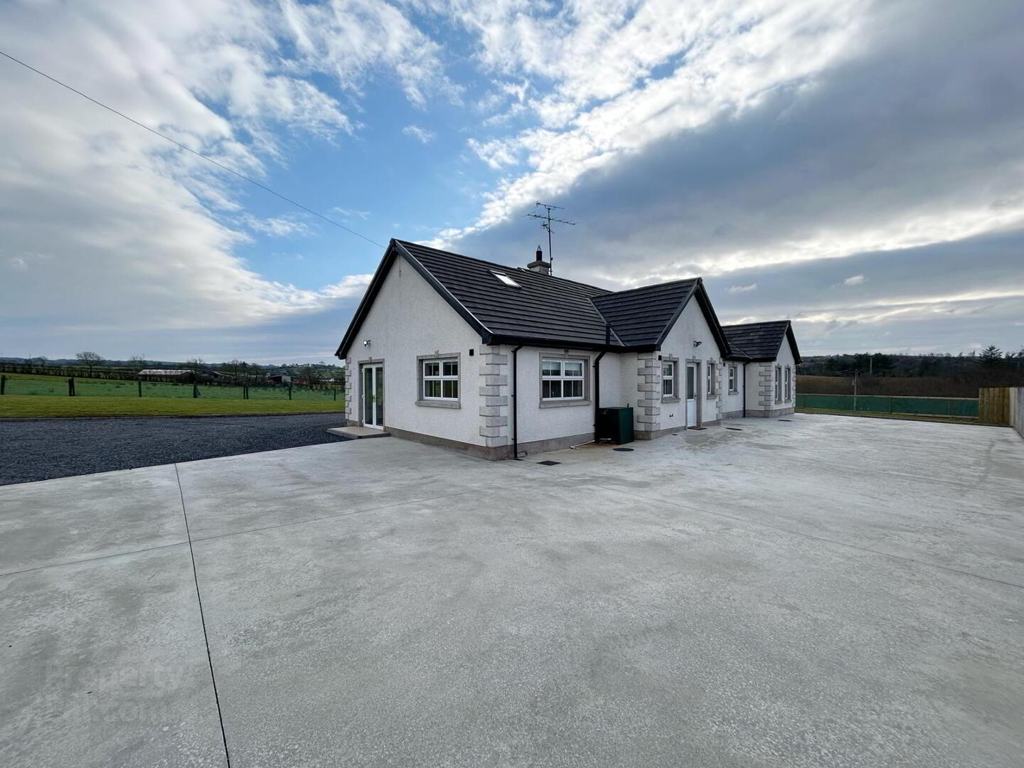 54 Rahony Road 23 of 29