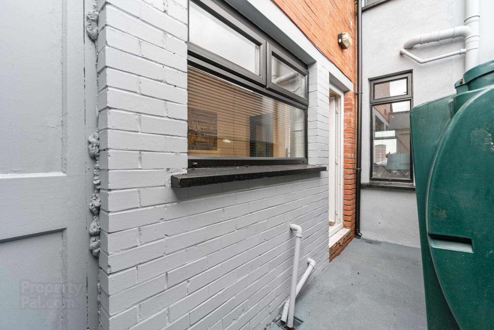 10 Bloomfield Street 16 of 17