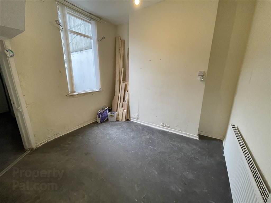 15 Crocus Street 5 of 13