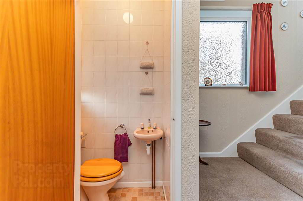 32 Colenso Parade 7 of 19