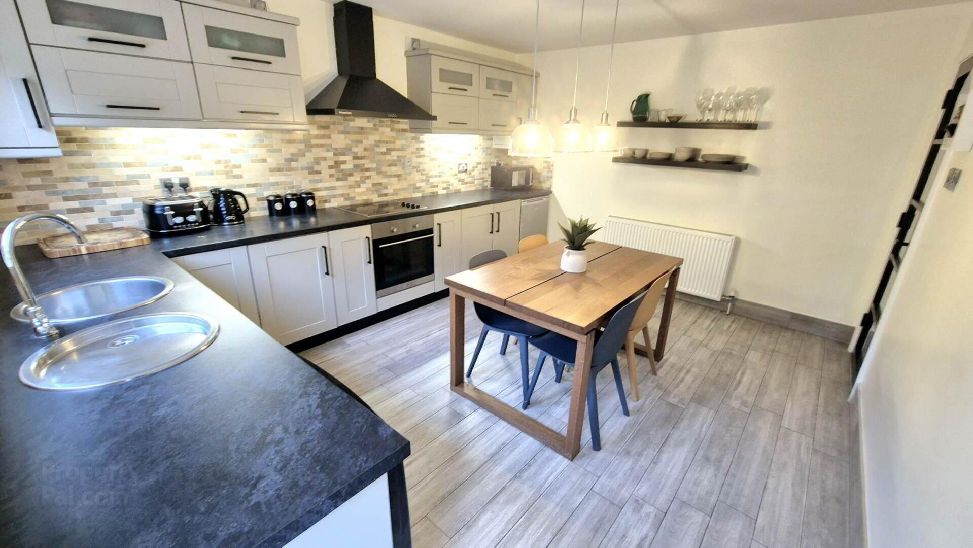 26 Grangemore Park 11 of 37