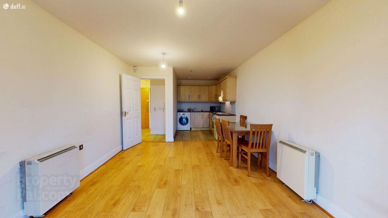 Apartment 20 Milton Hall 4 of 14
