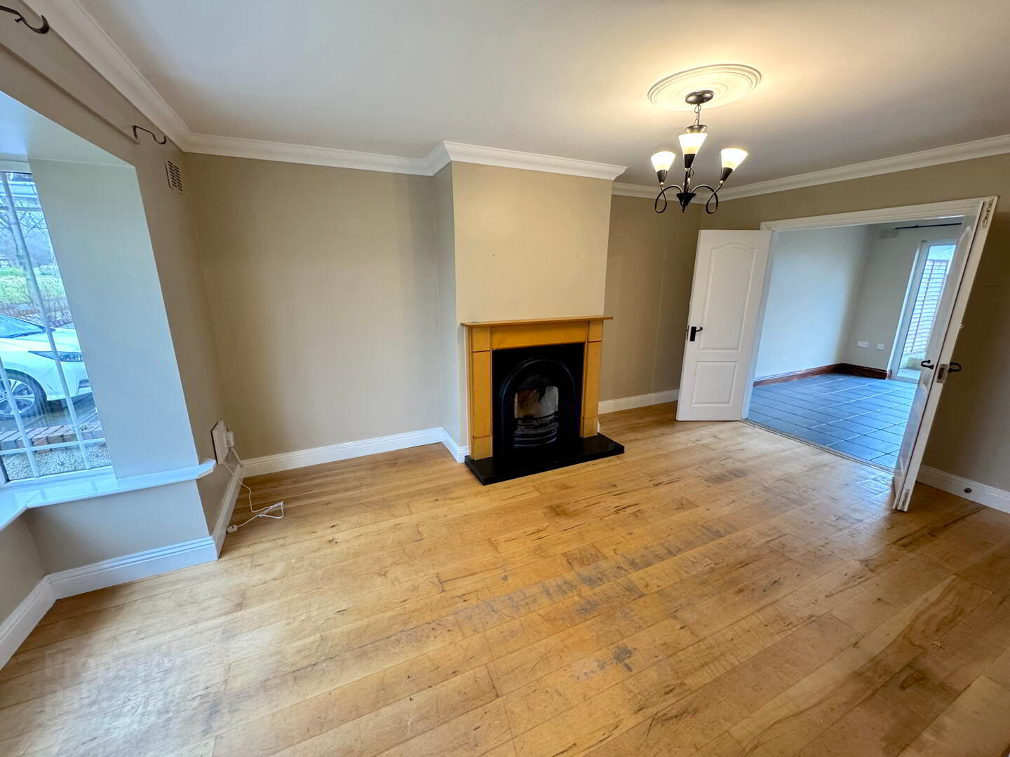 9 Chestnut Lawn 4 of 23