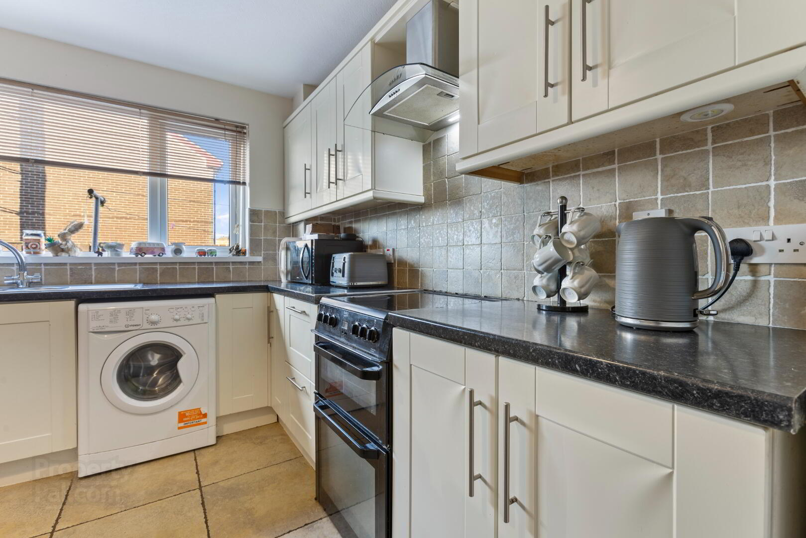 11 Garron Park 8 of 18