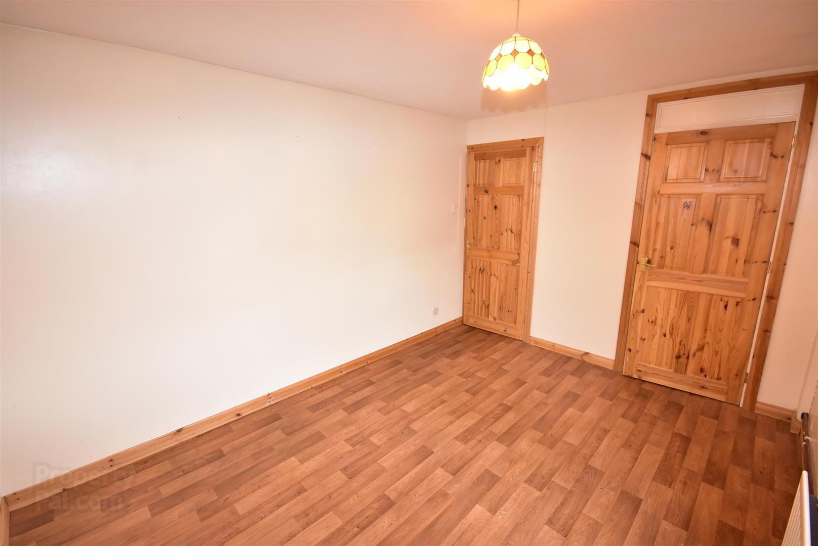 3 Elmdale Flats 15 of 17