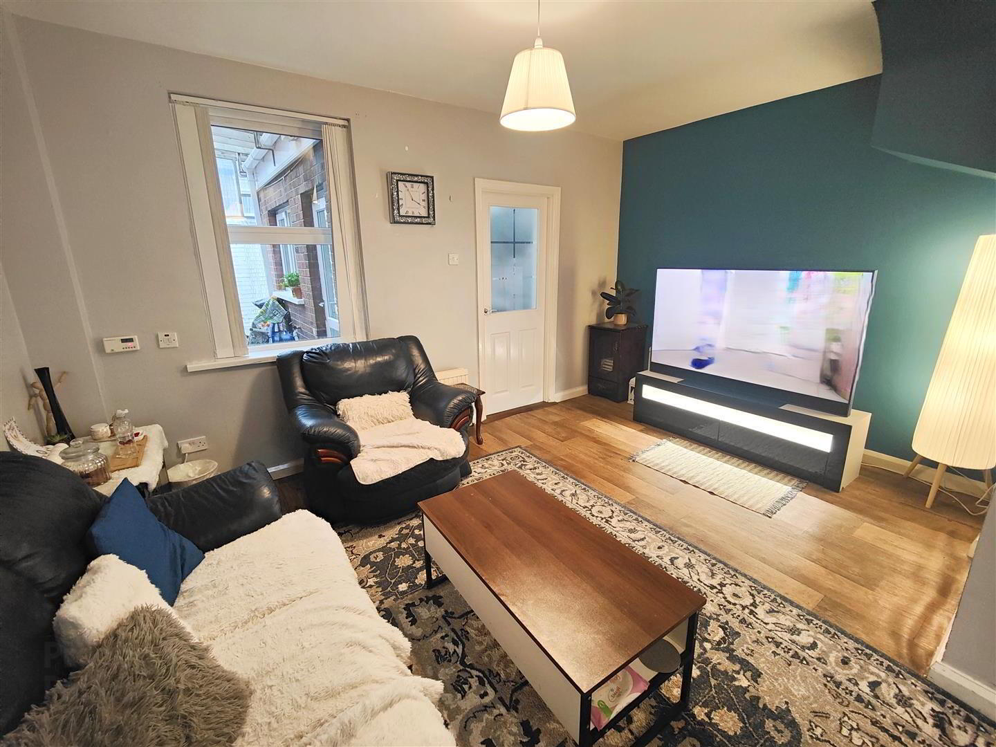 13 Cliftonville Drive 7 of 15