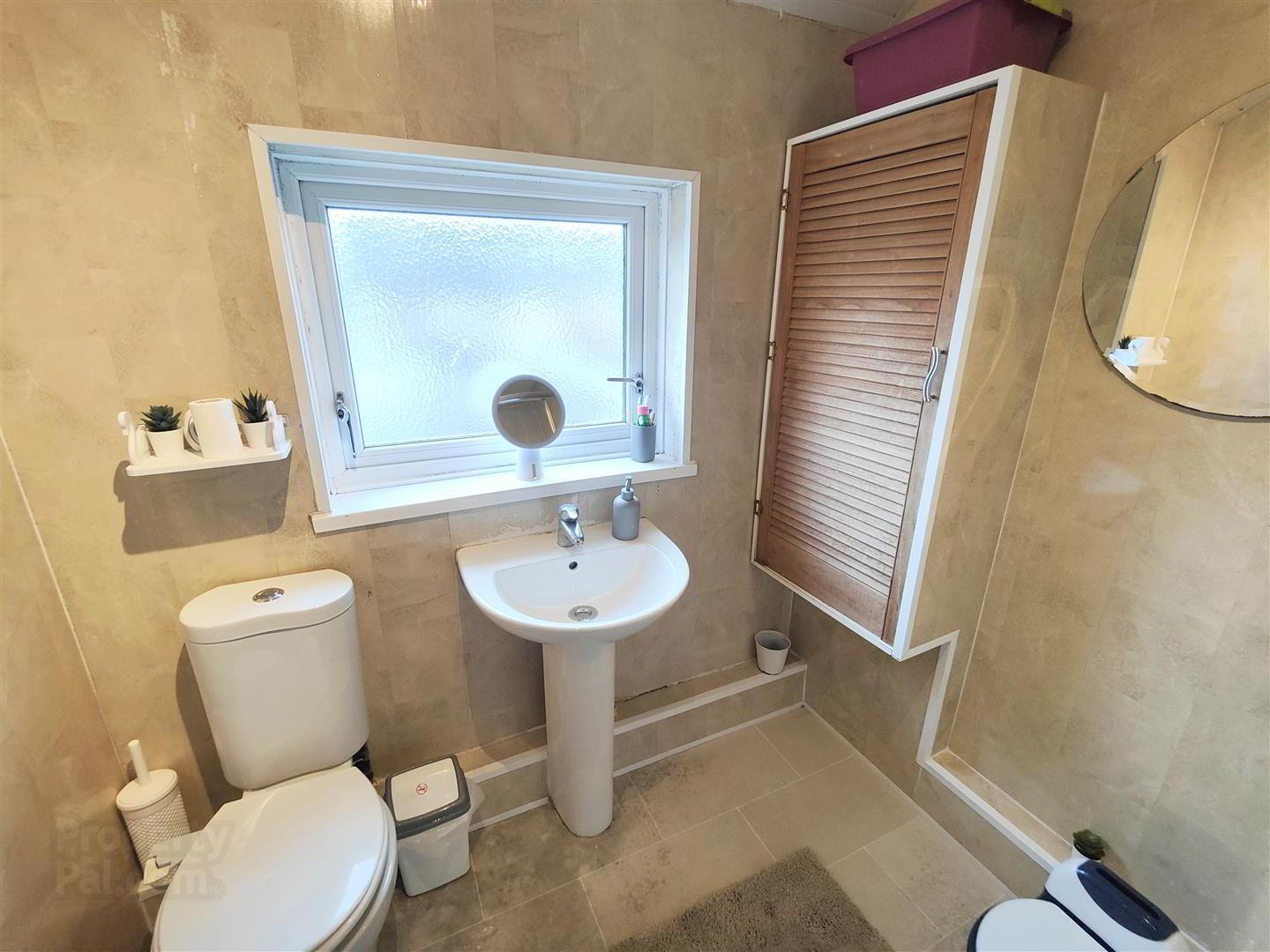 13 Cliftonville Drive 10 of 15
