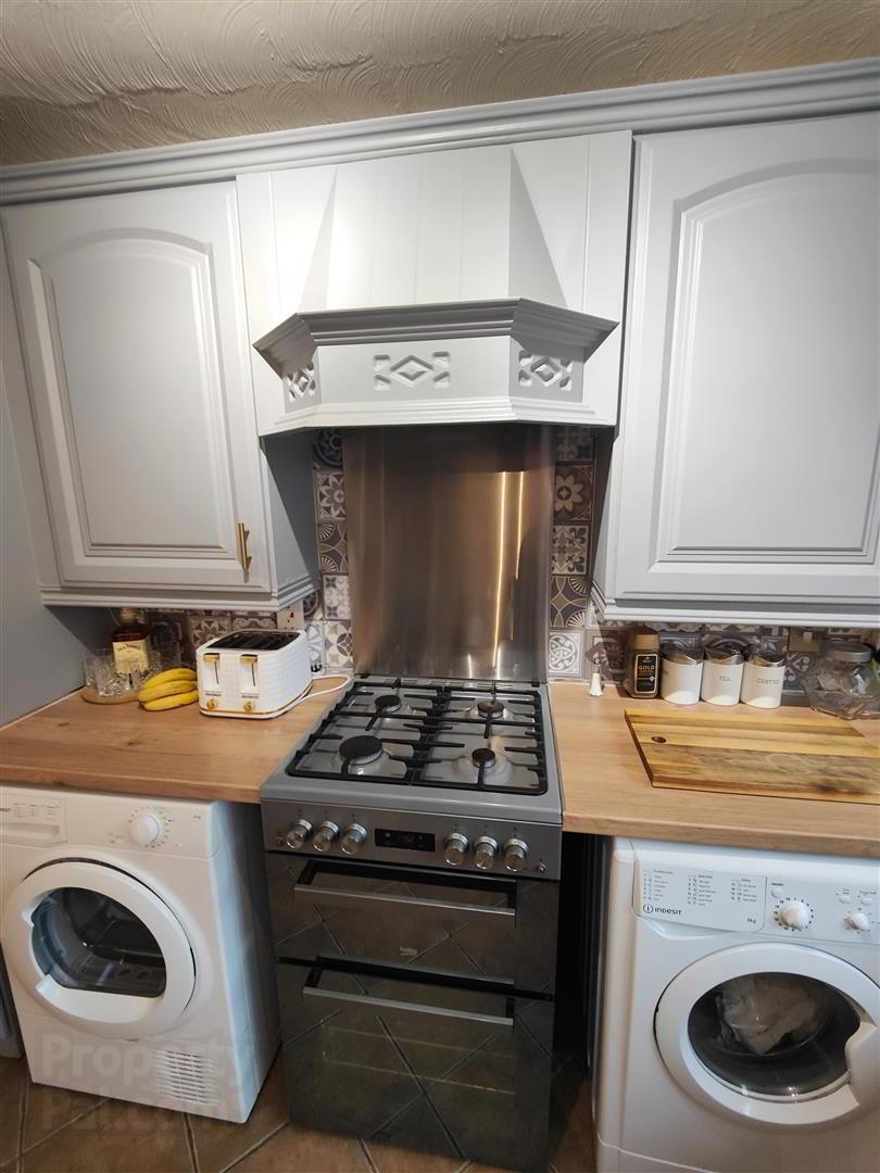 4 Ballymena Court 14 of 29