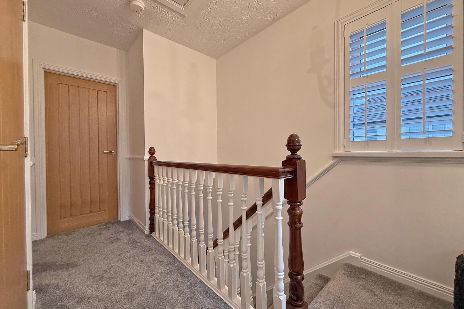 8 Bush Crescent 11 of 18