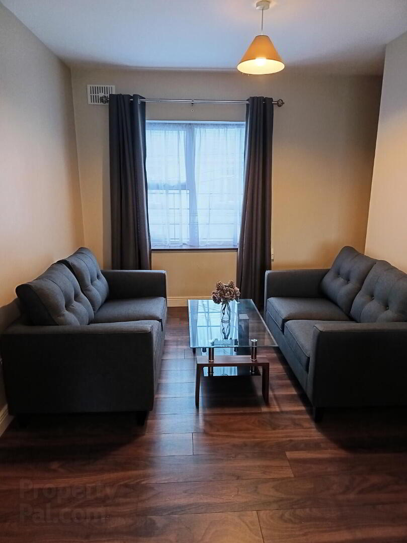 Apartment 3 8 Windmill Street 7 of 13
