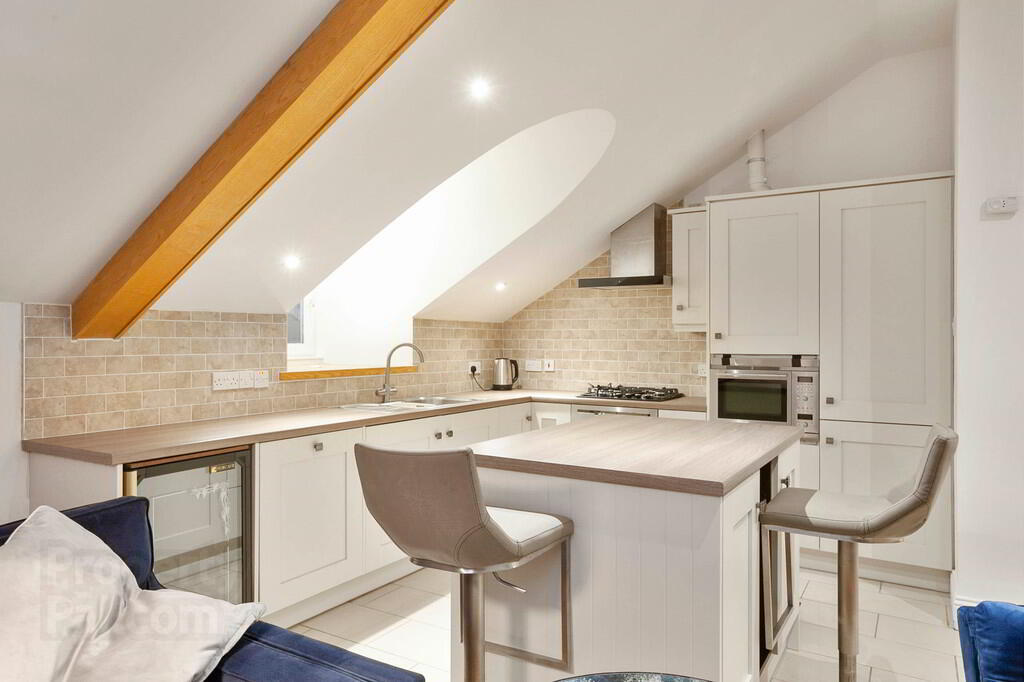 54 Glenmore House 8 of 11