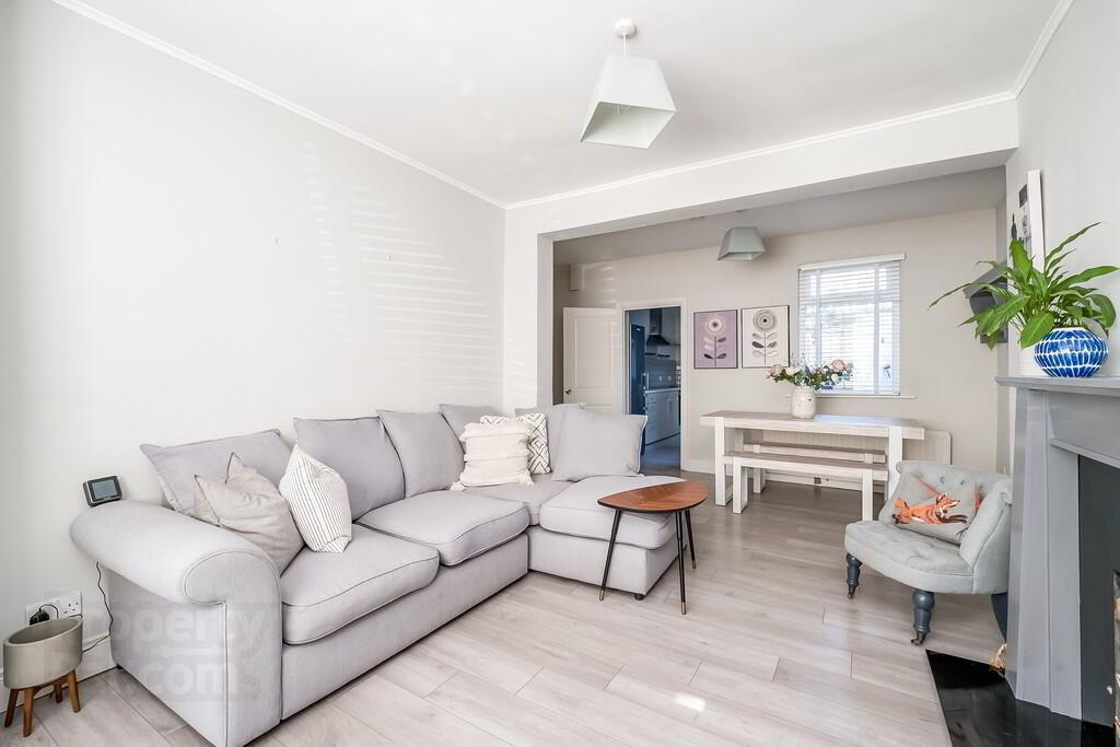 49 Moonstone Street 5 of 14