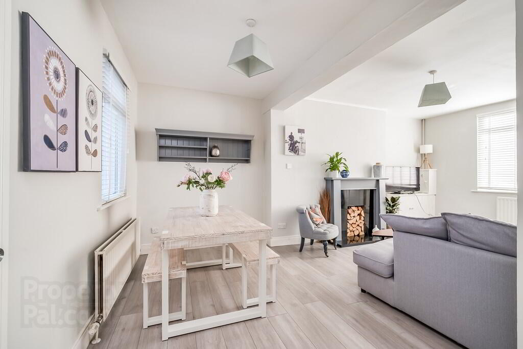 49 Moonstone Street 7 of 14