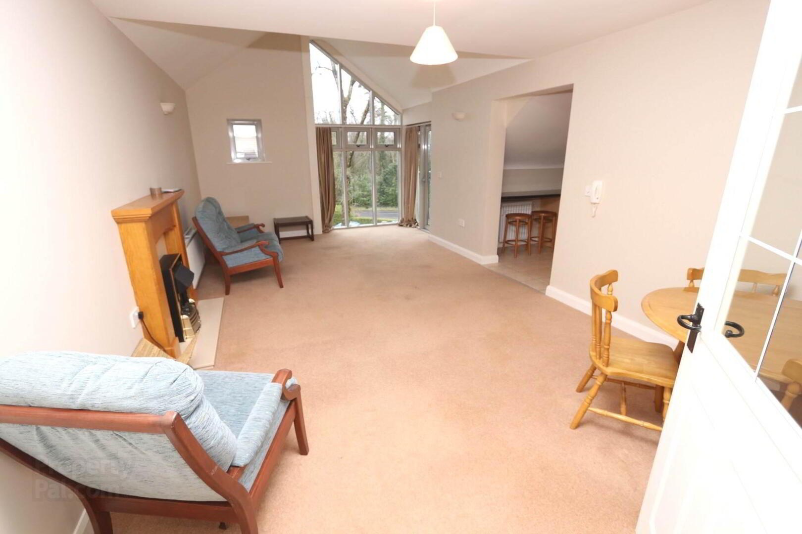 5 Laurel Grove 3 of 21